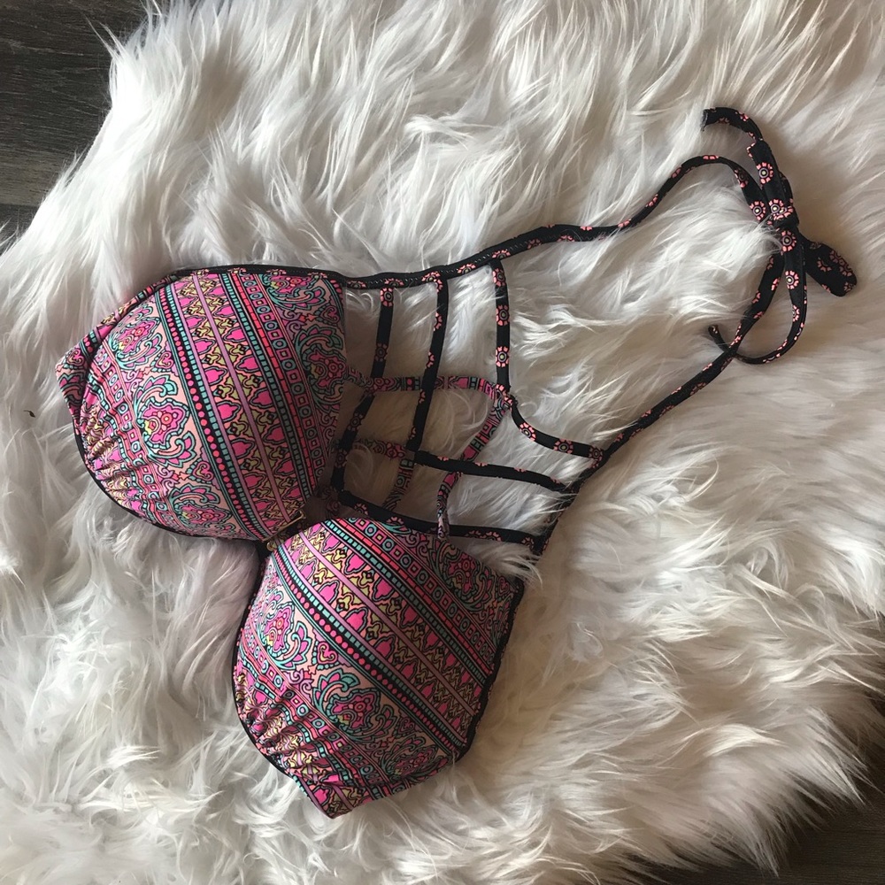 Ladies Swim Suit Top 34DD